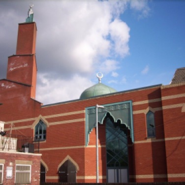Masjid Shah Jalal (source: yelp.co.uk)